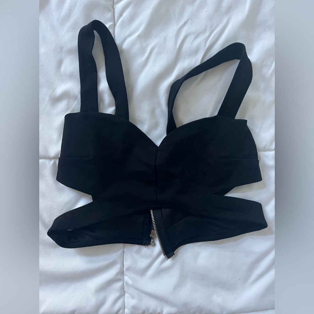 Forever 21. Black crop top